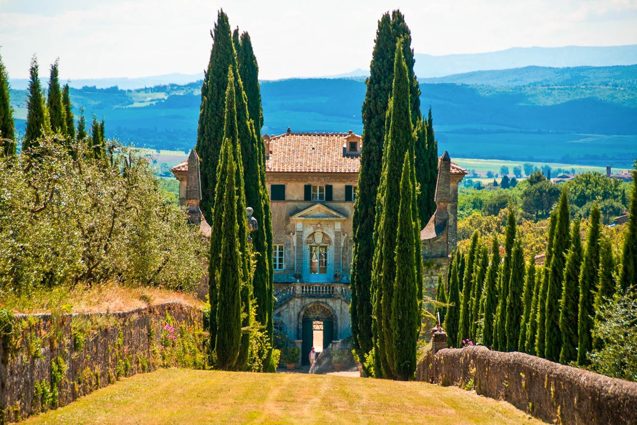 villas in tuscany with chef Sandra